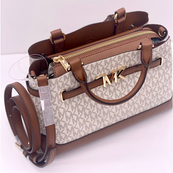 Michael Kors Reed Small Belted
Satchel Shoulder Crossbody Bag MK Vanilla - Picture 9 of 12